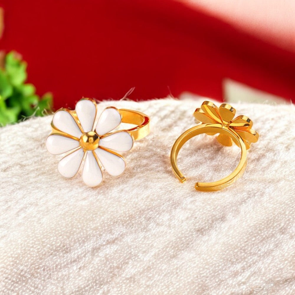 Flower Enamel Ring, 18K Gold-Plated and crafted from stainless steel. Adjustable size, lightweight at 3g, hypoallergenic, tarnish-free, water-resistant, and delivered in Sutra Designs' custom packaging